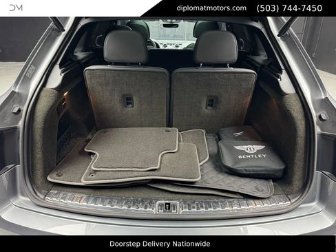 Used 2020 Bentley Bentayga V8 Sport Utility 4D image 49