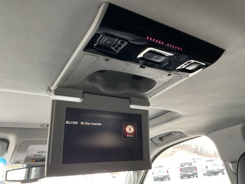 Used 2016 GMC Yukon XL Denali w/ Open Road Package image 30