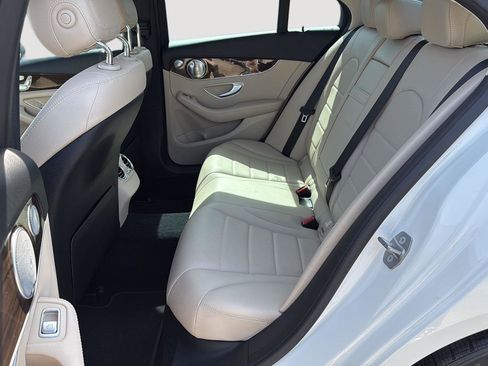 Used 2021 Mercedes-Benz C 300 Sedan image 21