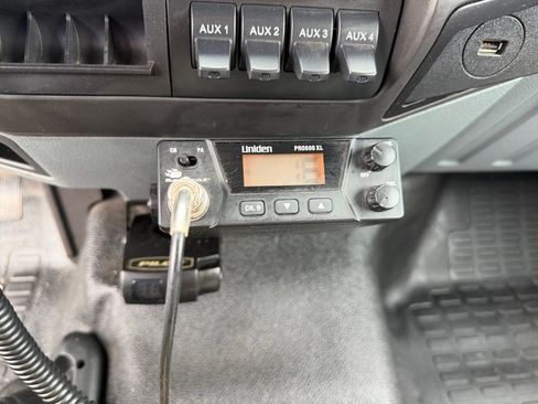 Used 2021 Ford F750 2WD Regular Cab Super Duty image 22