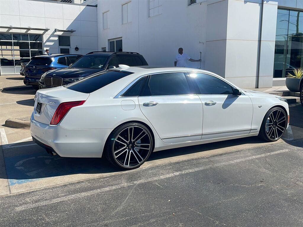 Used 2016 Cadillac CT6 Luxury RWD image 3