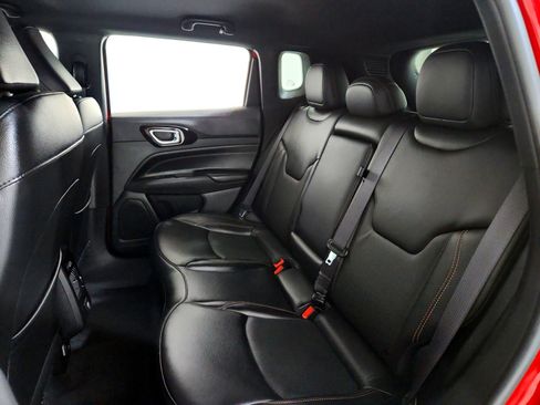 Used 2022 Jeep Compass Limited image 17