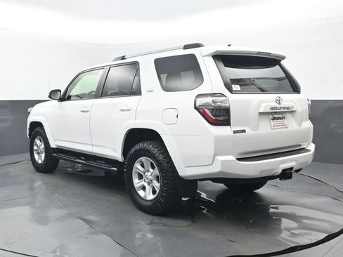 Used 2024 Toyota 4Runner SR5 Premium w/ Moonroof Package AWD/4WD image 3
