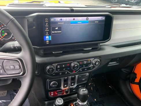 Certified 2025 Jeep Wrangler Sport AWD/4WD image 5