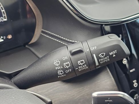 New 2026 Jeep Grand Cherokee L Limited AWD/4WD image 18
