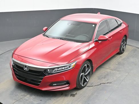 Used 2018 Honda Accord Sport image 30