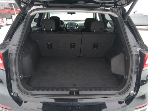 Used 2018 Chevrolet Equinox LT image 32