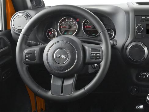 Used 2013 Jeep Wrangler Rubicon w/ Dual Top Group AWD/4WD image 4