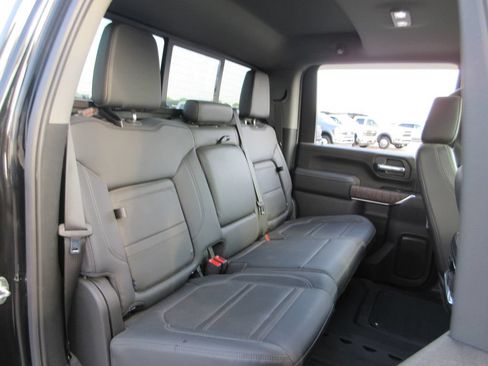 Used 2023 GMC Sierra 3500 Denali w/ Denali Black Diamond Edition AWD/4WD image 28