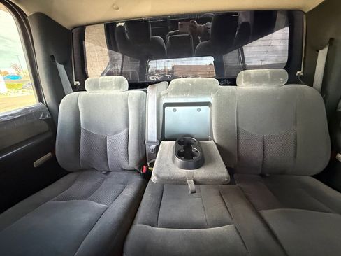 Used 2003 Chevrolet Silverado 2500 LS w/ Skid Plate Package image 17