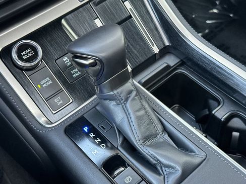 Used 2025 Lexus GX 550 w/ Accessory Package (31) AWD/4WD image 26