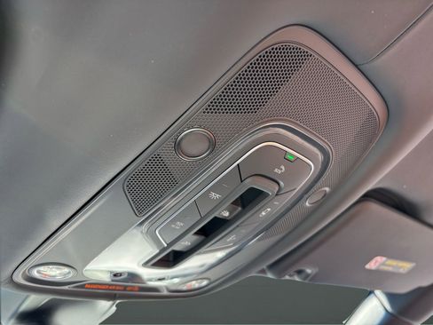 New 2025 Bentley Bentayga Extended Wheelbase AWD/4WD image 54
