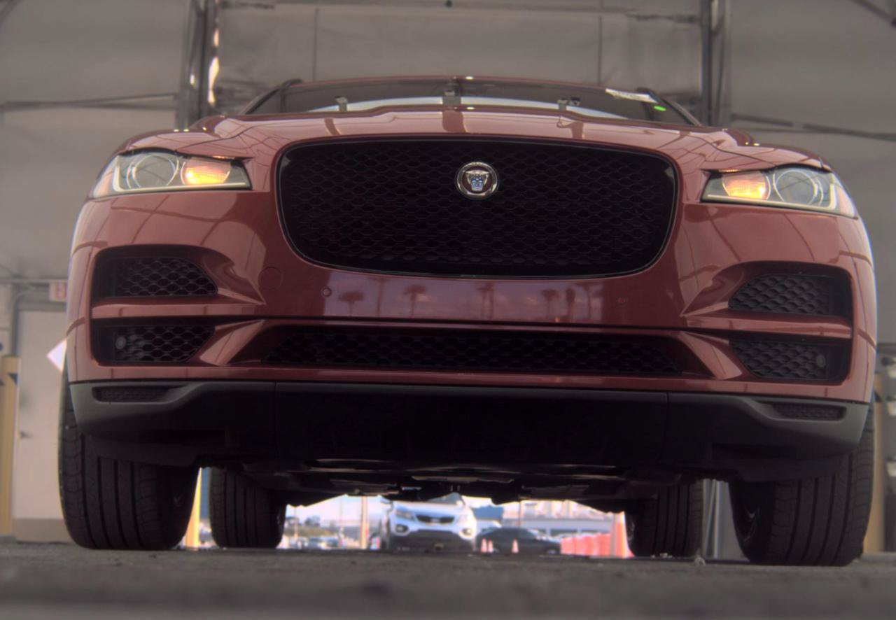 Used 2019 Jaguar F-PACE Premium AWD/4WD image 3