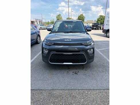 Used 2022 Kia Soul LX FWD image 1