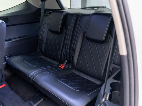 Used 2024 Volkswagen Atlas SEL Premium R-Line AWD/4WD image 19