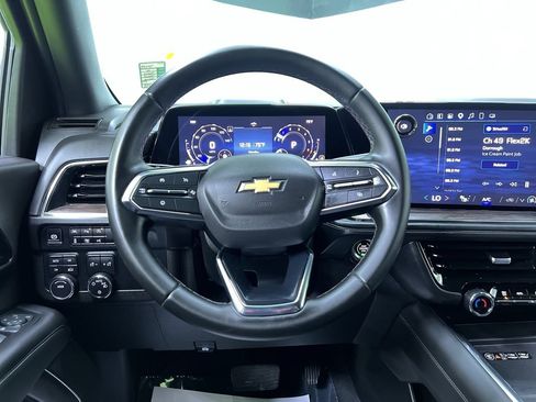 Used 2025 Chevrolet Tahoe LT AWD/4WD image 21