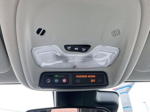 Used 2023 Buick Encore GX Select w/ Safety Package II AWD/4WD image 37