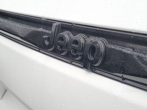 New 2026 Jeep Grand Cherokee Limited AWD/4WD image 10
