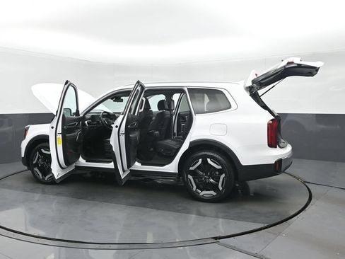 Used 2024 Kia Telluride S w/ S Sunroof Package AWD/4WD image 43