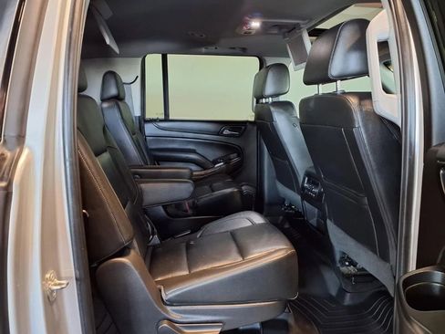 Used 2018 Chevrolet Suburban LT AWD/4WD image 11
