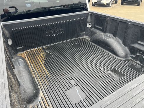 Used 2019 Ford F150 XLT image 9