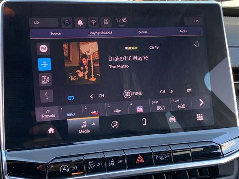 Used 2025 Jeep Compass Trailhawk image 21