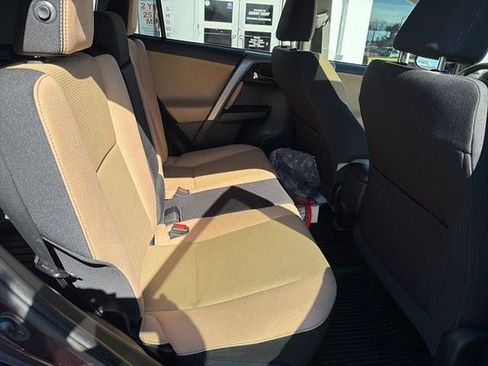 Used 2017 Toyota RAV4 XLE w/ Protection Package image 12