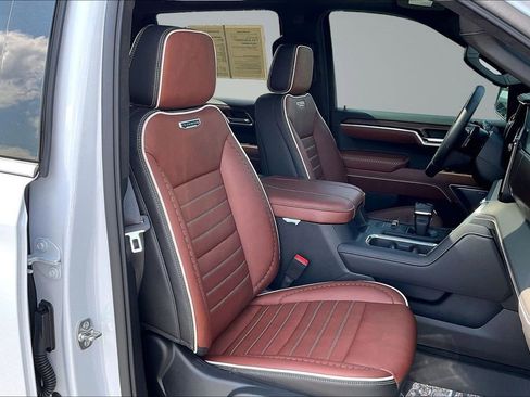 Used 2026 GMC Sierra 1500 Denali Ultimate AWD/4WD image 7