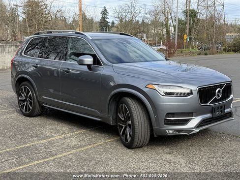 Used 2018 Volvo XC90 T6 Momentum w/ Convenience Package image 8