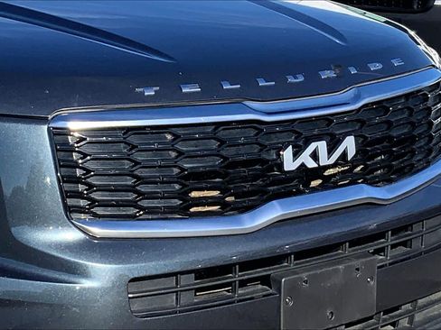 Used 2022 Kia Telluride S image 26