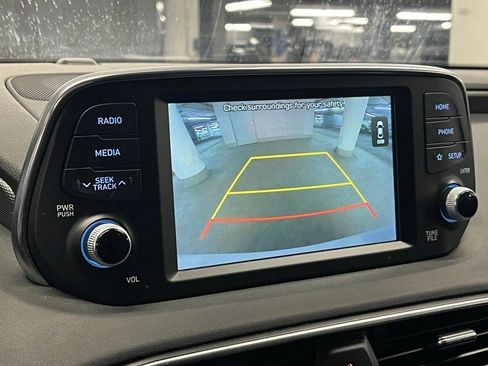 Used 2019 Hyundai Santa Fe SEL image 26