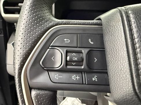 Used 2026 Toyota 4Runner Limited AWD/4WD image 11