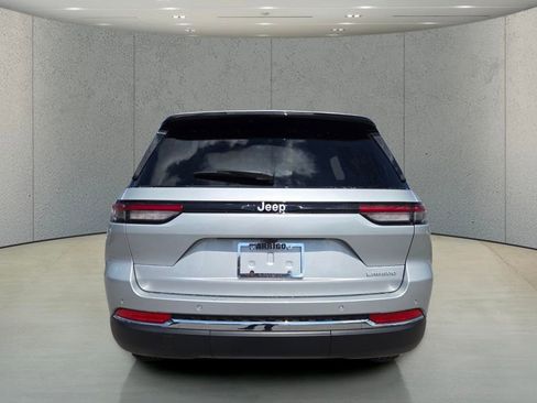 New 2026 Jeep Grand Cherokee Laredo X RWD image 5