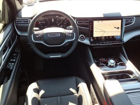 New 2026 Jeep Grand Wagoneer Limited image 19