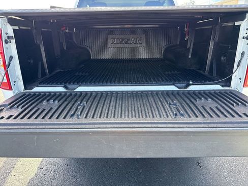 Used 2017 Nissan Frontier SV image 25