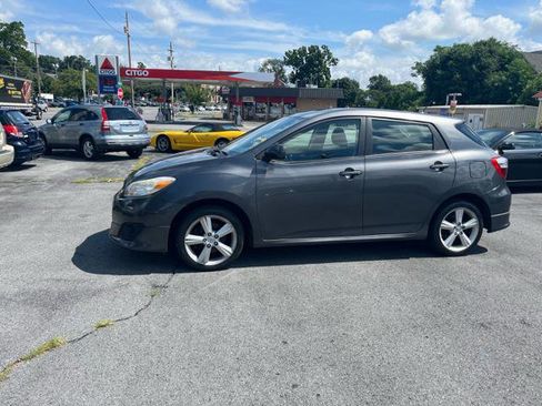 Used 2009 Toyota Matrix S image 2