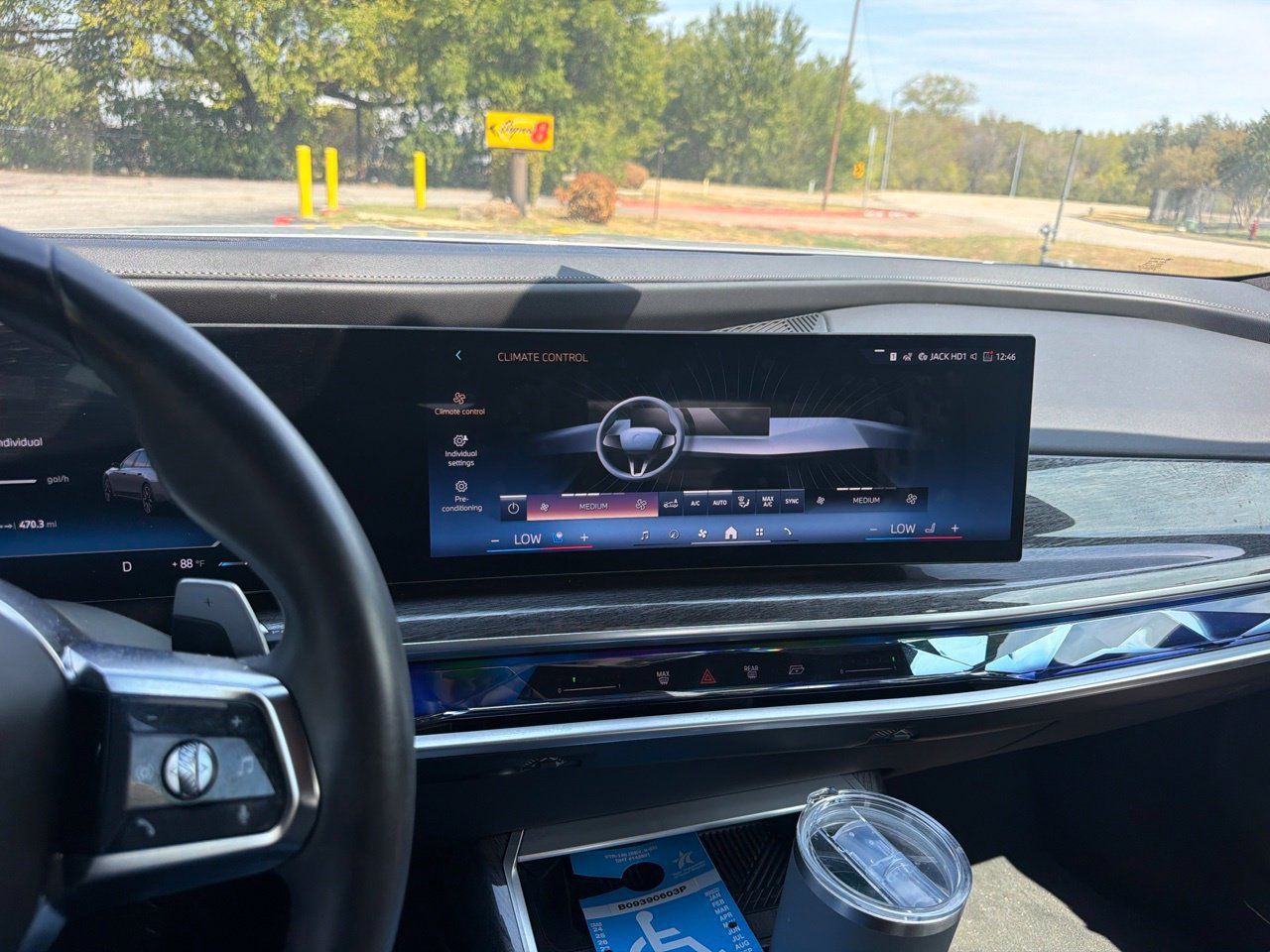Used 2023 BMW 740i w/ Executive Package RWD image 12