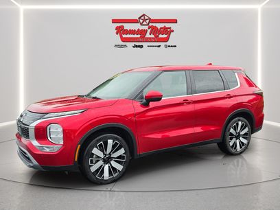 Used 2025 Mitsubishi Outlander SE