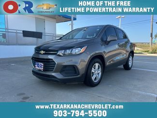 Used 2022 Chevrolet Trax LS w/ Tint and Cruise Package image 1