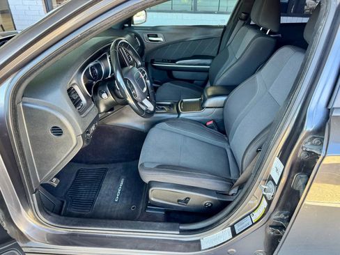 Used 2017 Dodge Charger R/T image 20