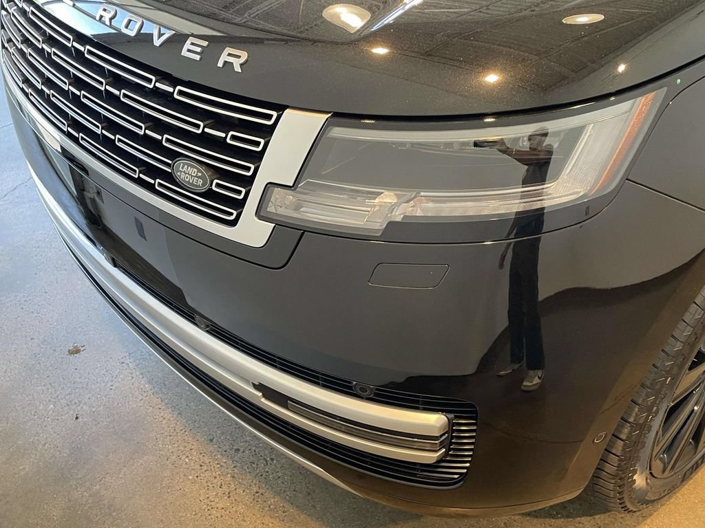 Certified 2023 Land Rover Range Rover Long Wheelbase Autobiography AWD/4WD image 7