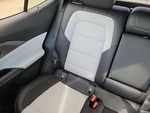 New 2026 Chevrolet Equinox EV LT image 12