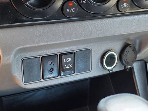 Used 2014 Toyota Tacoma 4x4 Double Cab image 41