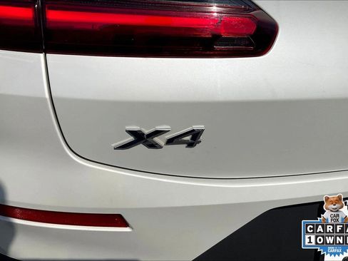 Used 2024 BMW X4 xDrive30i w/ Premium Package image 32