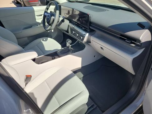 New 2026 Hyundai Kona SE FWD image 21