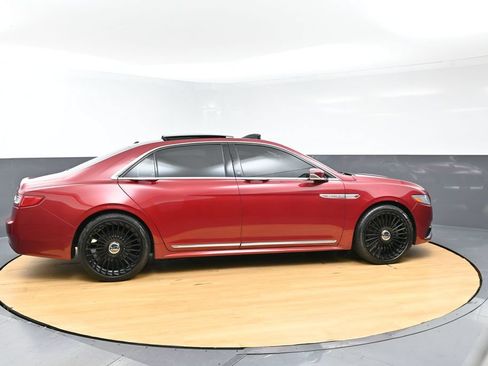 Used 2017 Lincoln Continental Reserve w/ Climate Package AWD/4WD image 4