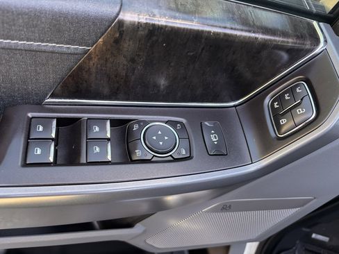 Used 2021 Ford F150 Lariat w/ Equipment Group 502A High image 11