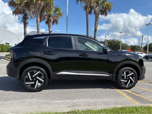 New 2026 Nissan Kicks SV w/ Charging Package image 25