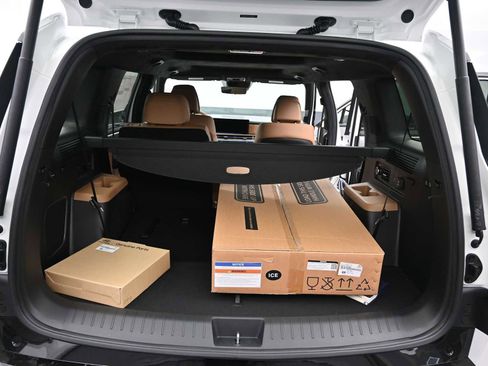 New 2026 Hyundai Santa Fe Calligraphy image 13