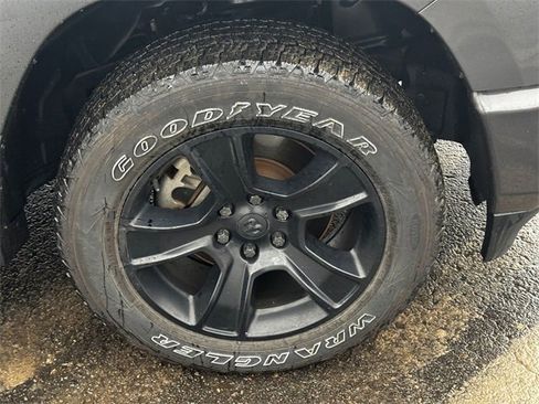 Certified 2021 RAM 1500 Big Horn image 9